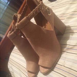 Never wore couldnt fit them